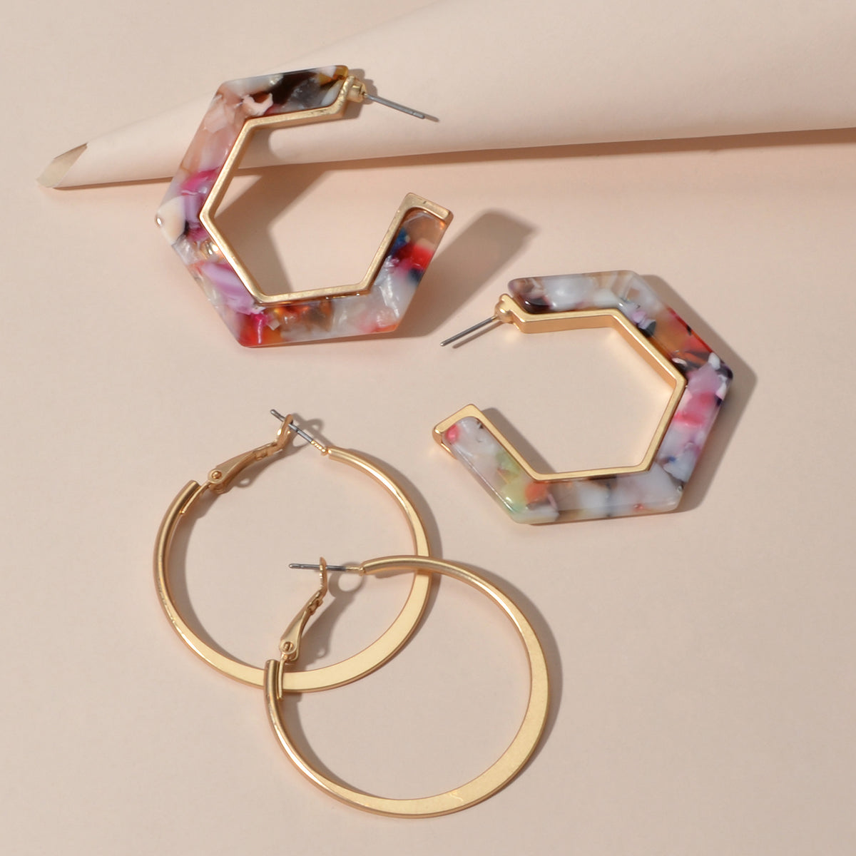 Boho Chic 2 pairs Multicolor Acrylic Square Circle Party Hoop Earrings